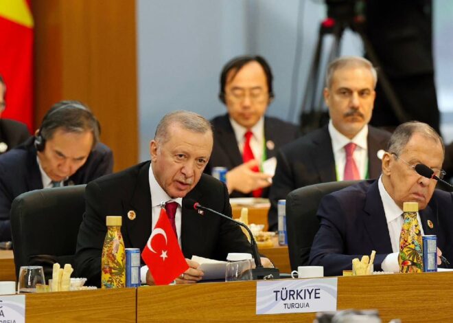 G20’de konuşan Cumhurbaşkanı Erdoğan: Gazze’deki insani felaket karşısında kalıcı ateşkesin sağlanması çağrısında bulunuyorum